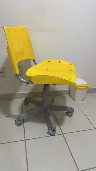 Cadeira com rodinha - Foto 2