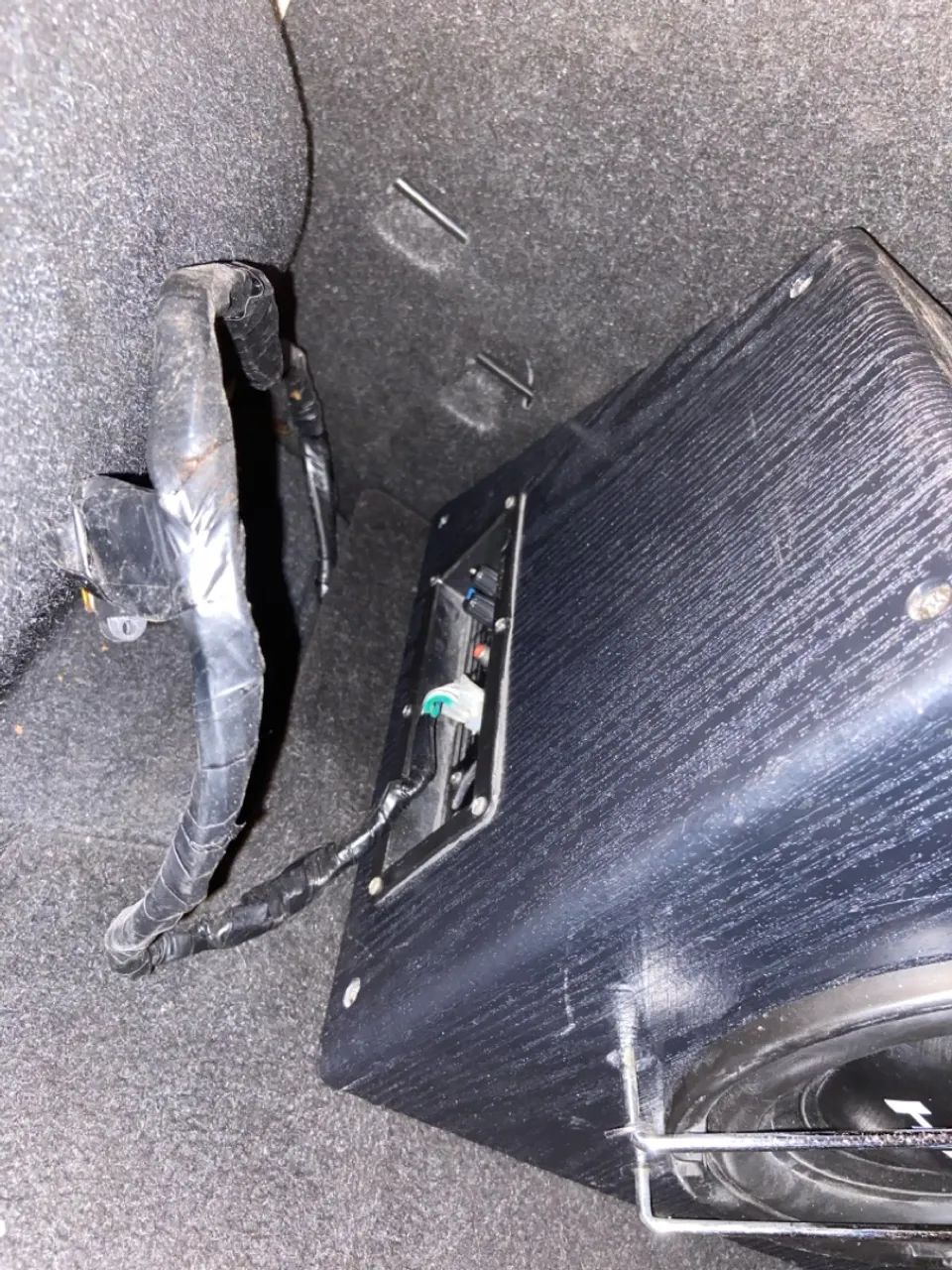 Caixa de som subwoofer de mala.  - Foto 2