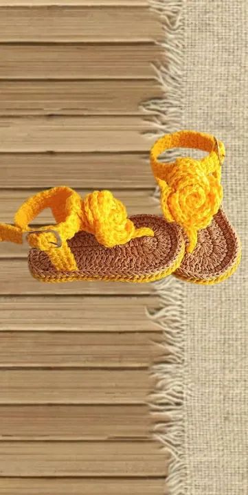 Sandálias de crochê Botão de Rosa 10cm - Foto 3