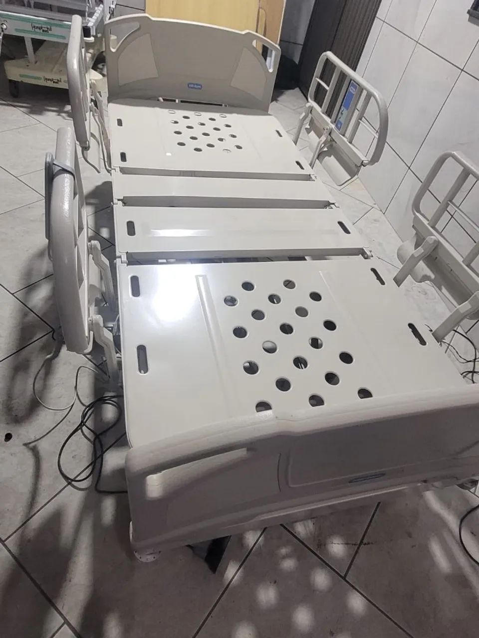 Cama hospitalar elétrica luxo - Foto 4