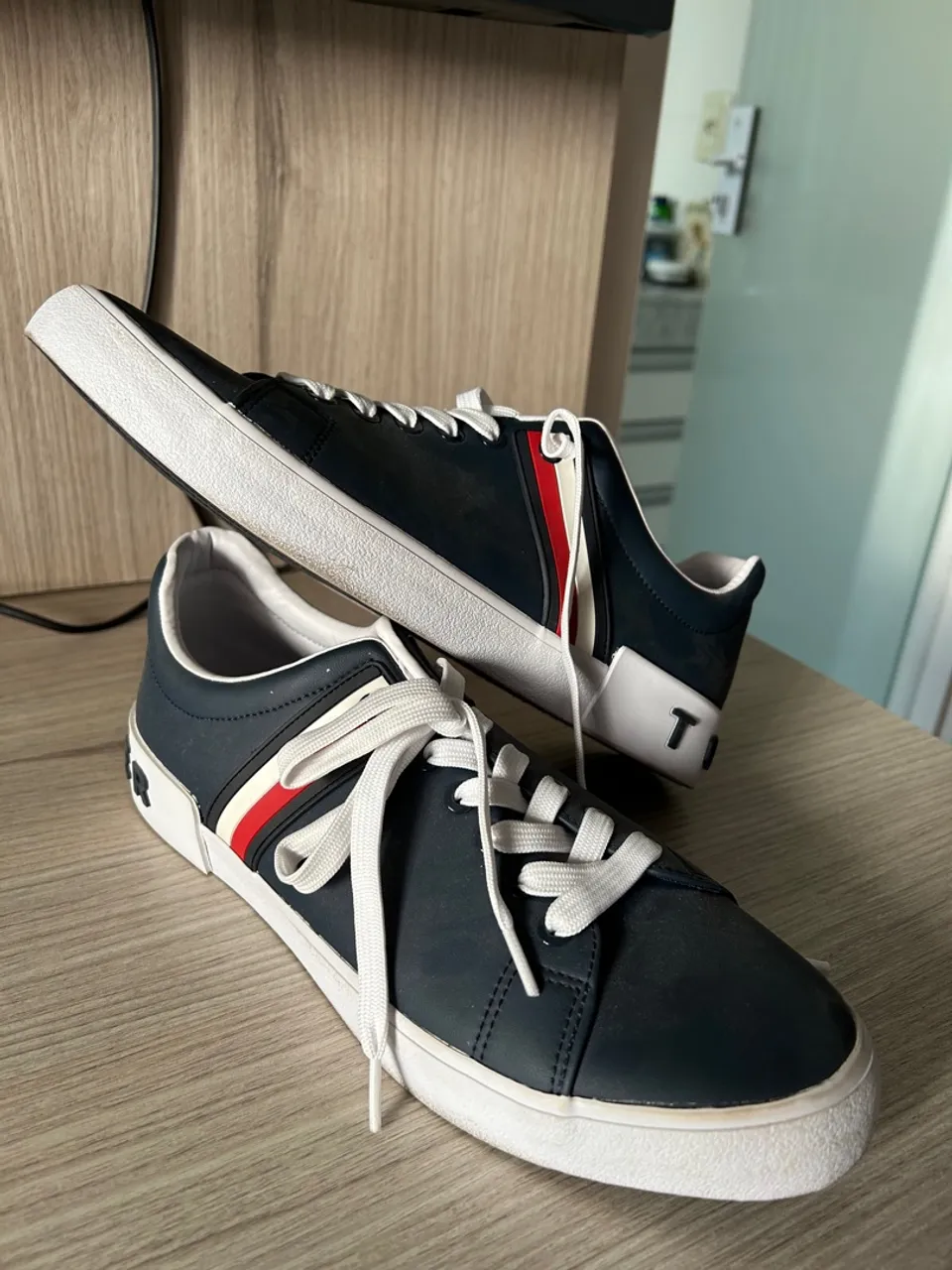 Tênis Tommy Hilfiger (42)