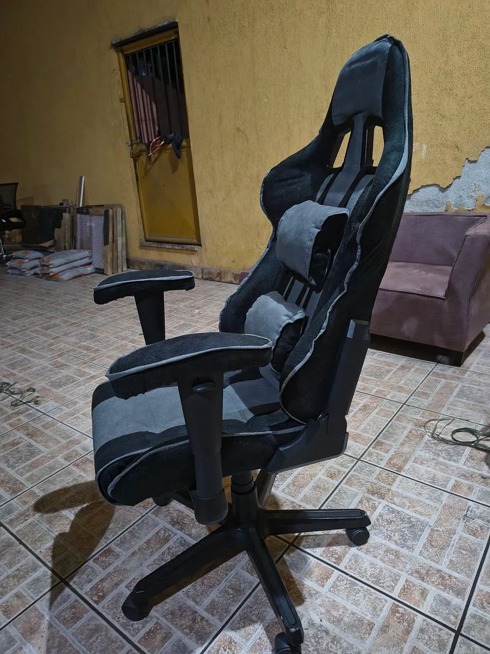 Cadeira Gamer Confortável estofado zero - Foto 3