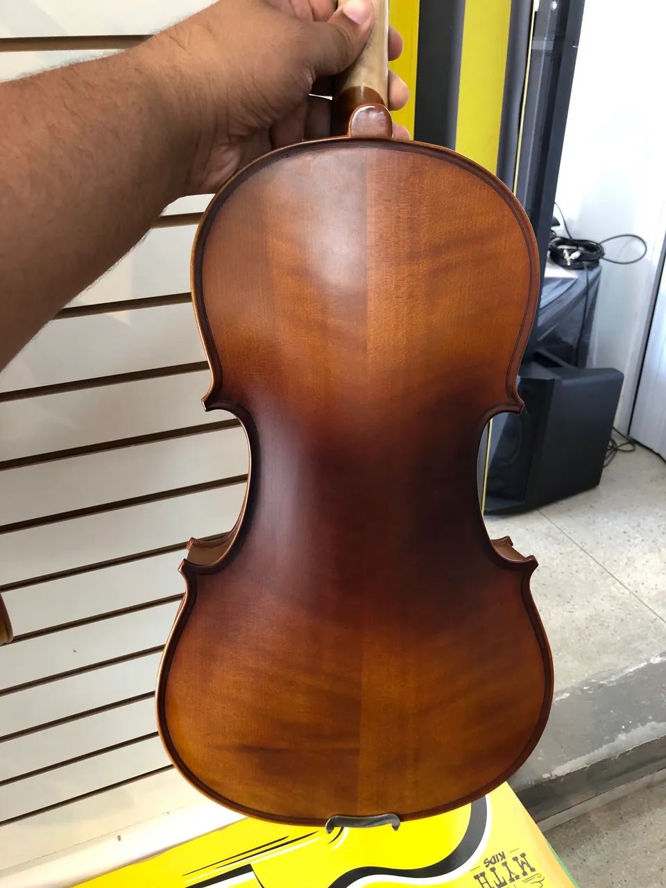 Viola Eagle 40 VA18064961573993218124