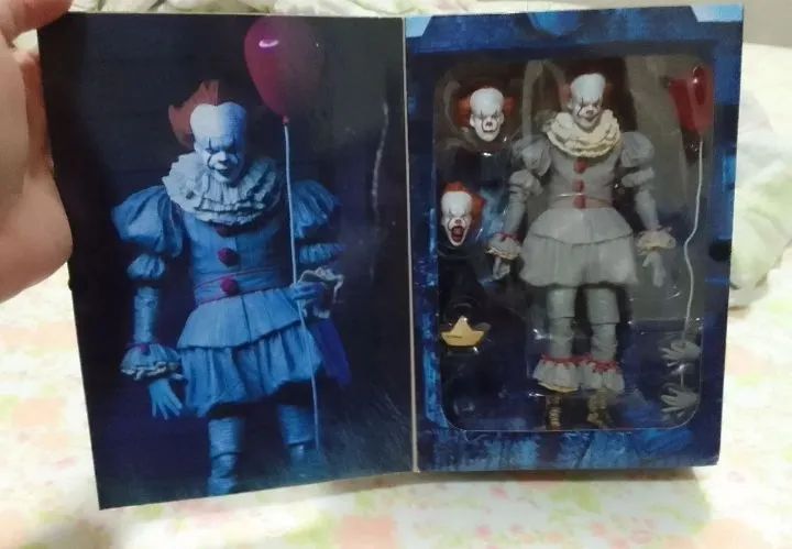 Boneco do Palhaço Pennywise - Com Caixa.  - Foto 2
