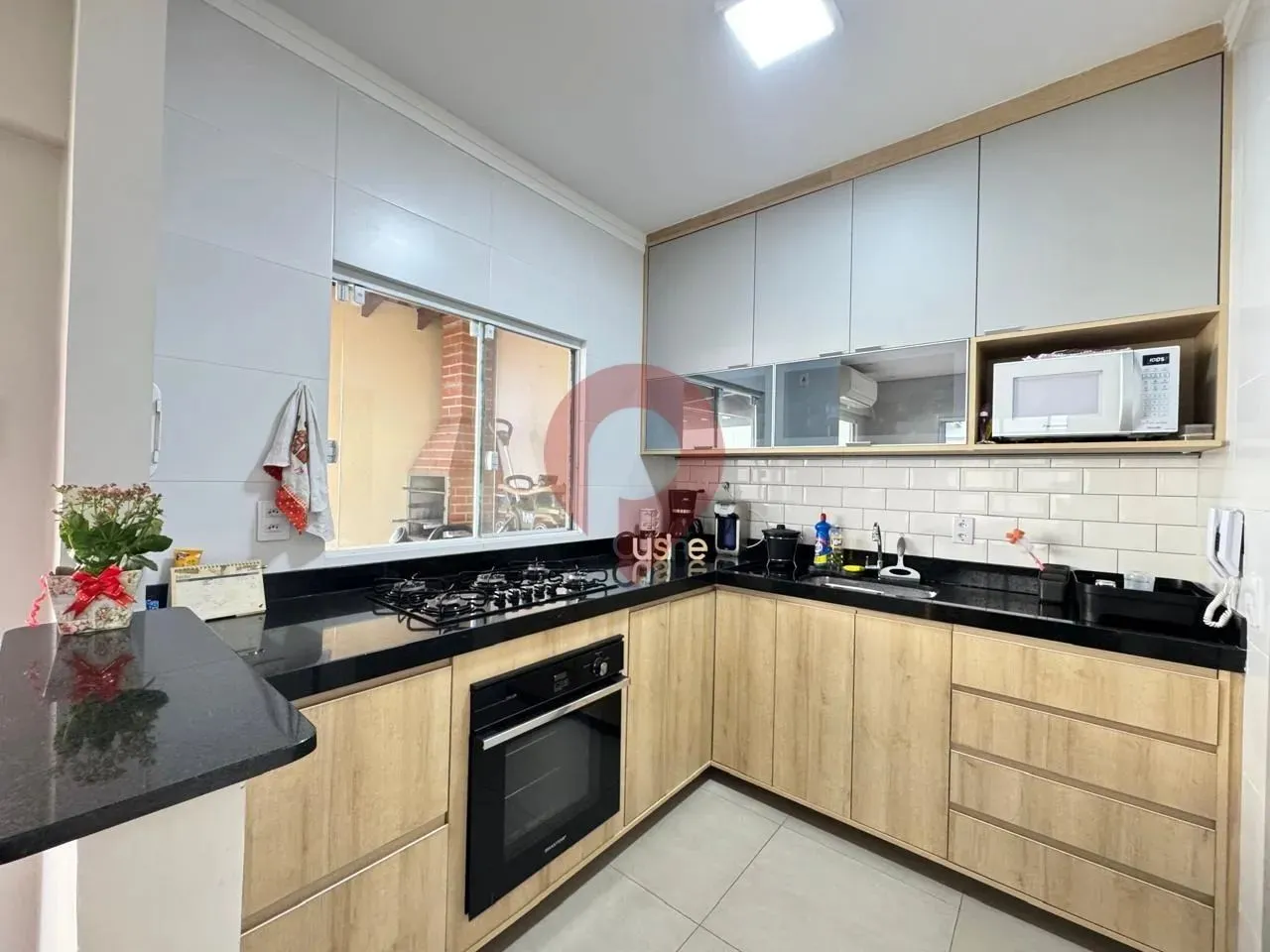Linda casa a venda em condomínio de Campinas