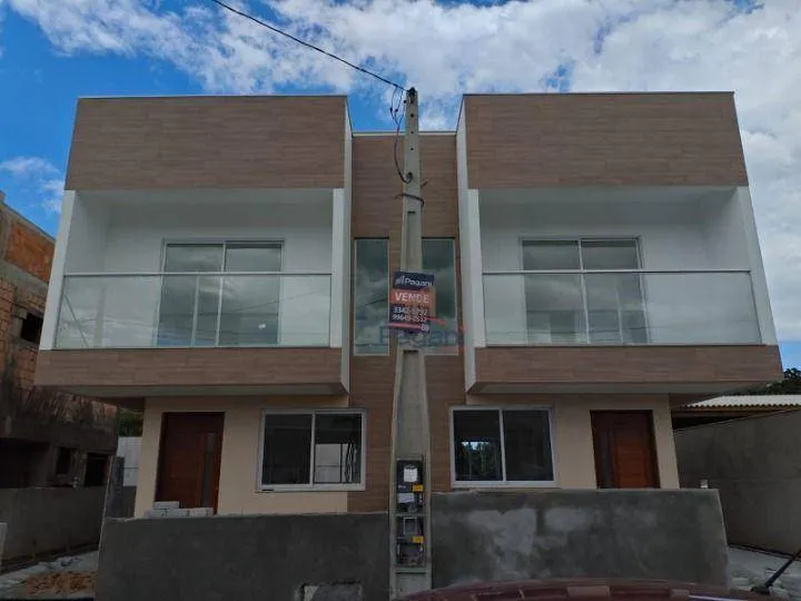 Sobrado com 2 dormitórios à venda, 95 m² por R$ 473.000,00 - Caminho Novo - Palhoça/SC