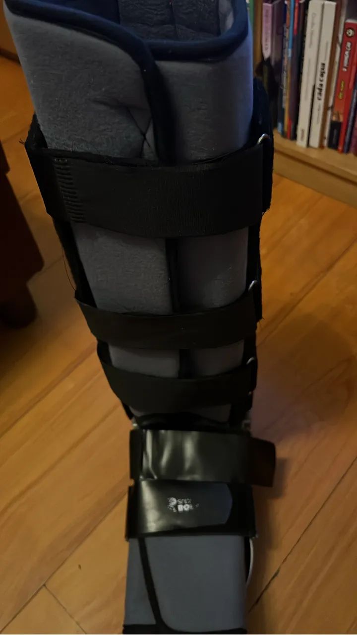 Robofoot Ortopédico Tamanho G direito, usado