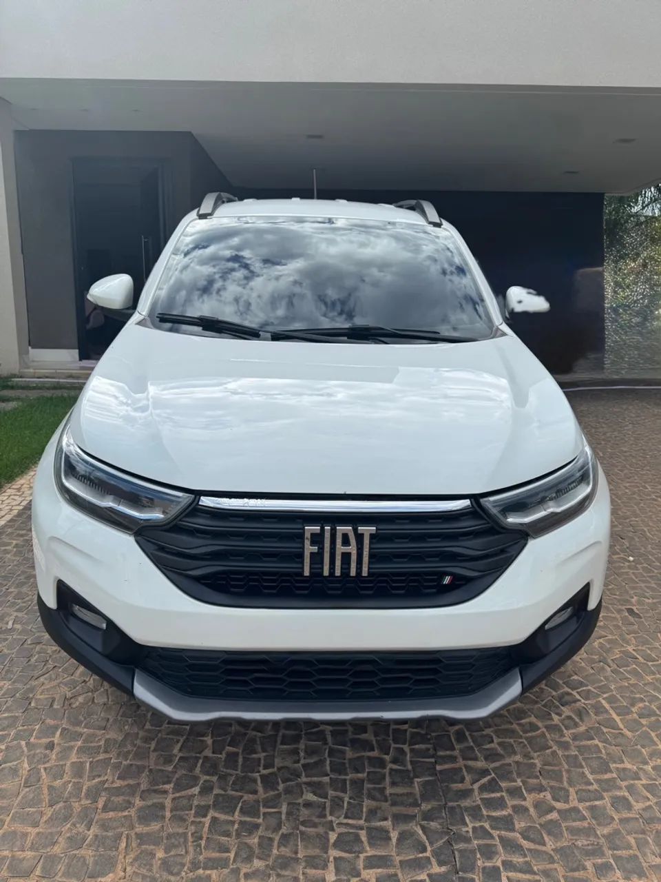 Fiat Strada Volcano automática