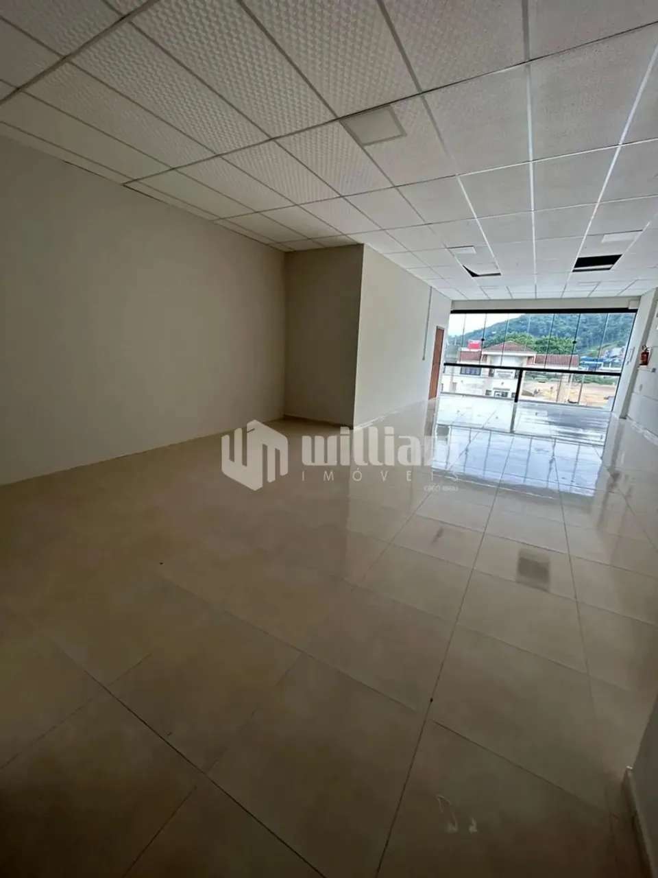 SALA COMERCIAL PARA ALUGAR NO GUARANI BRUSQUE