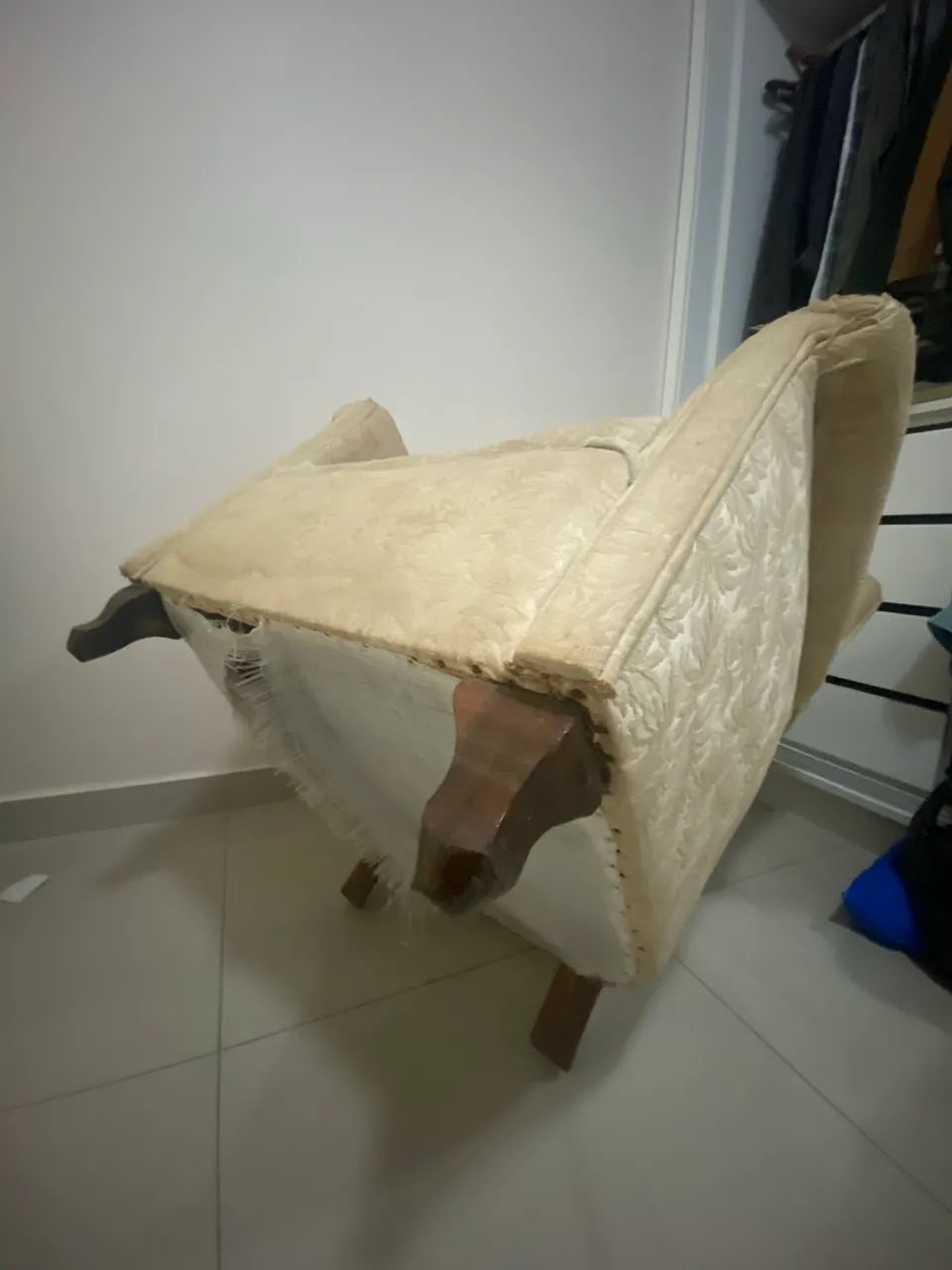 Poltrona antiga65570217833985121