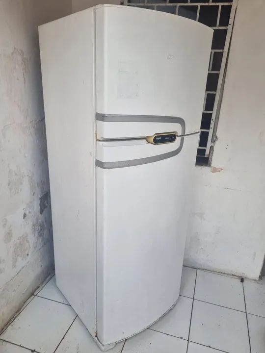 Vende se uma Geladeira Cônsul Frost free  - Foto 4