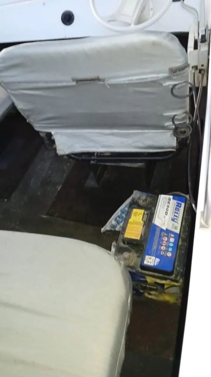 Lancha / Barco  - Foto 8