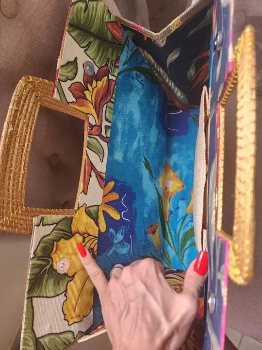 Sofisticada bolsa de palha estampada NOVA - Foto 3