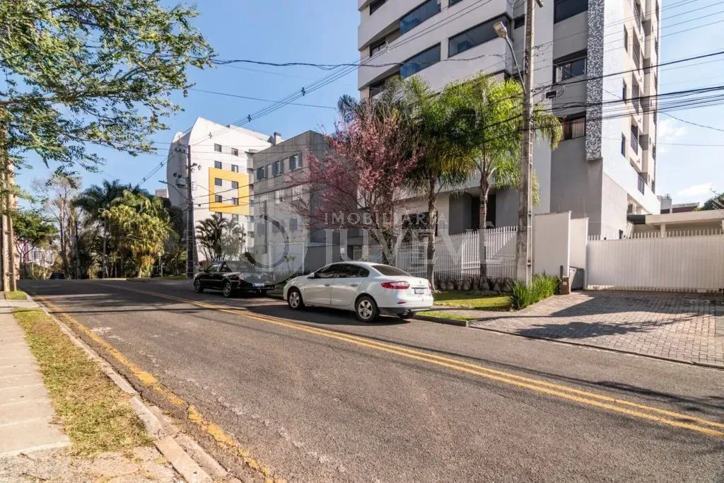 IMOBILIÁRIA JUVEVÊ VENDE APARTAMENTO AHÚ/CABRAL TERRASSE BLANC RUA SANTA RITA DE CÁSSIA, 9