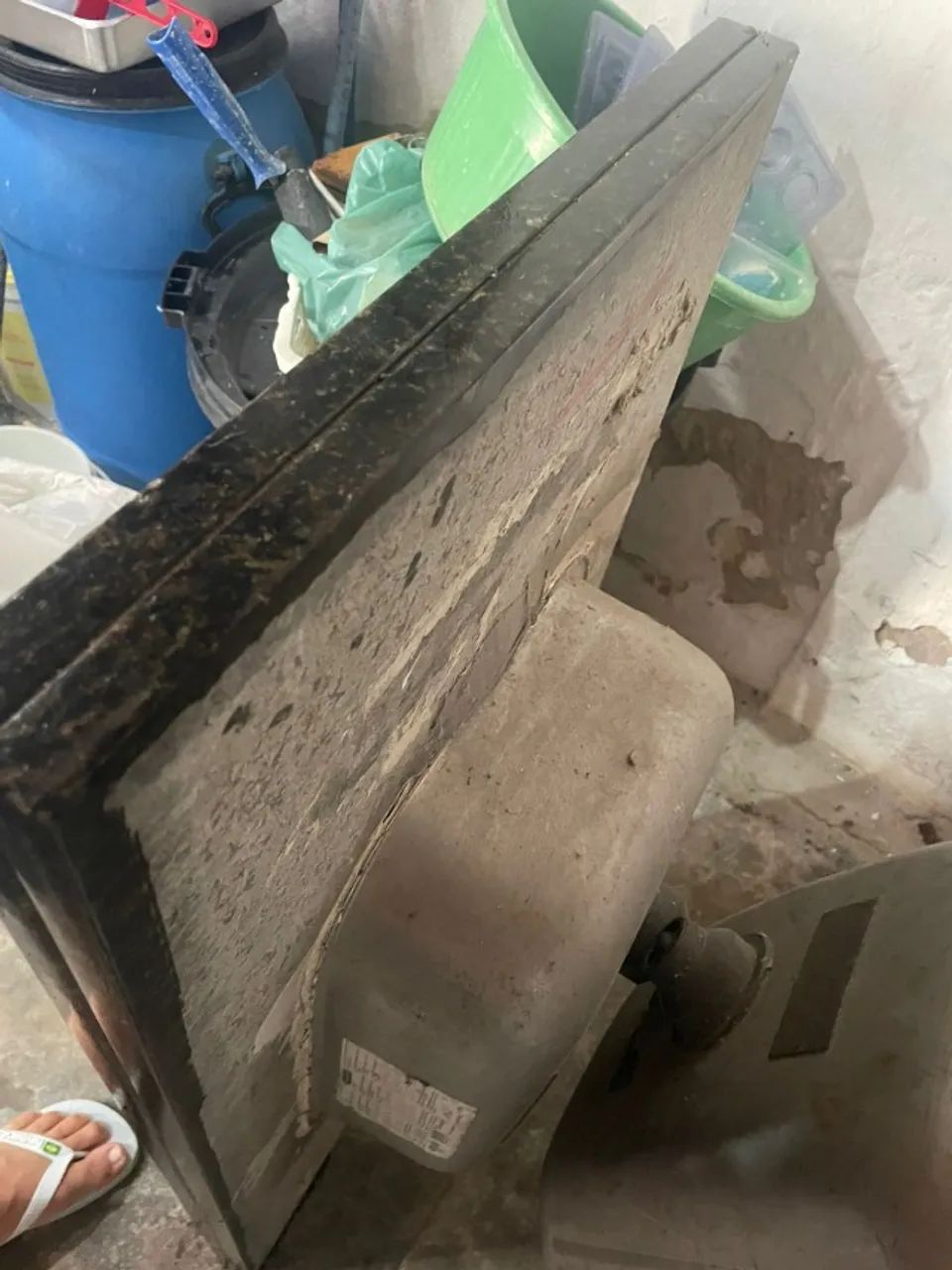 PIA EM GRANITO PRETO AMEIXA - Foto 3