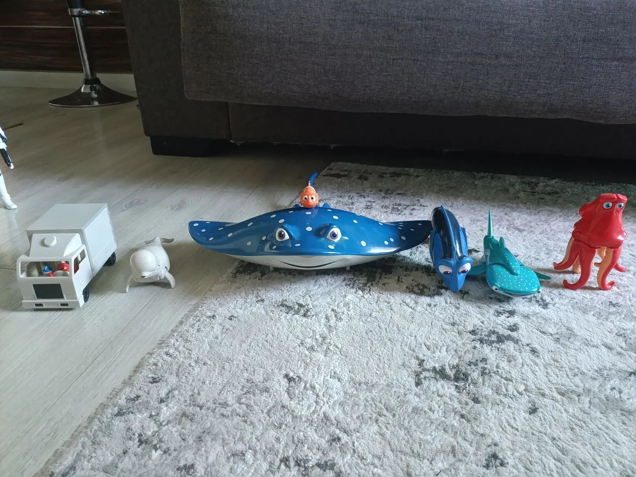 Coleção de brinquedos do procurando Nemo