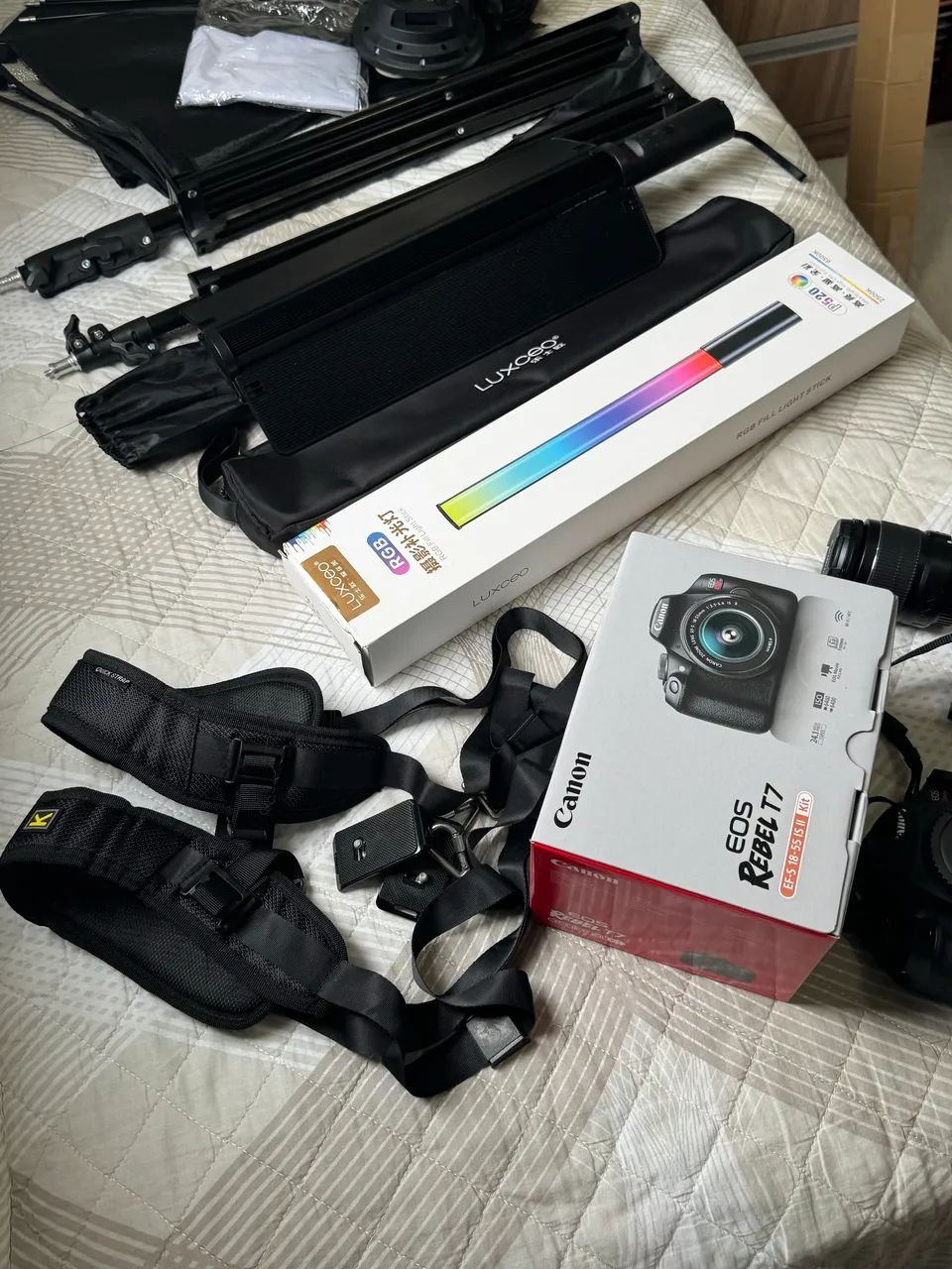 Canon T7 + Cartão 512GB Silver Plus + Acessórios - Quase Nova! - Foto 5