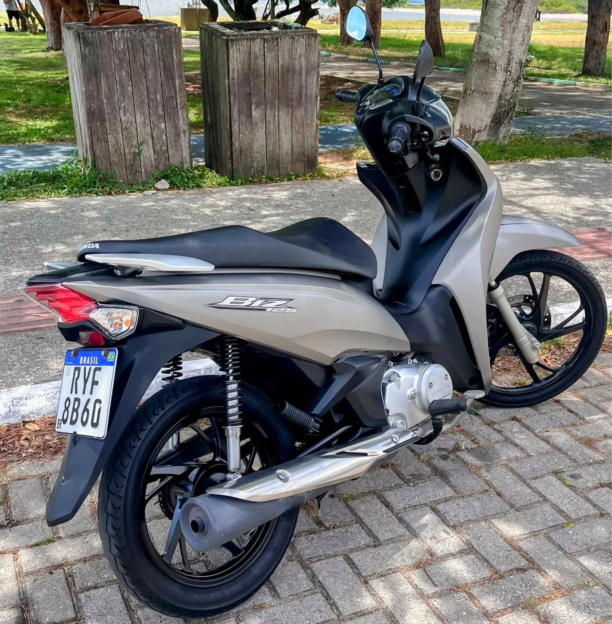 Biz 125 completa impecável 11 mil km - Foto 8