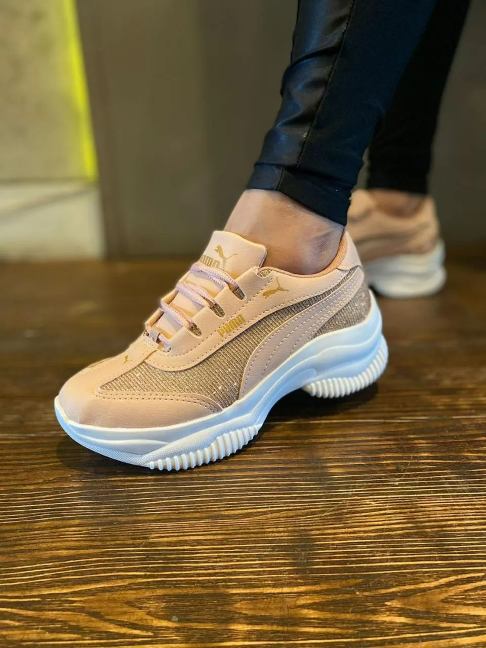 Puma rose