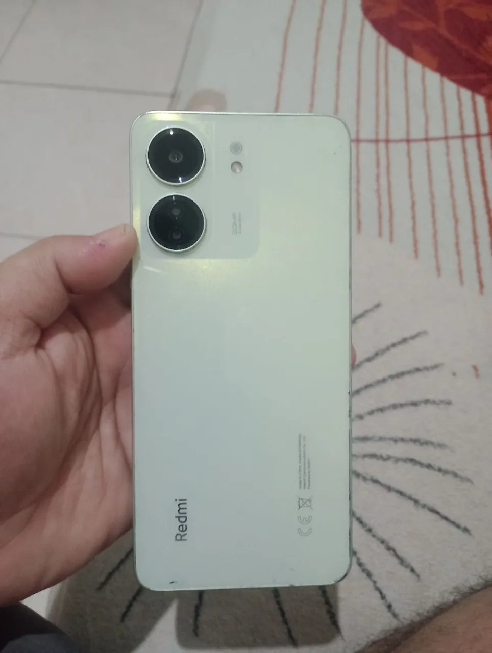 Redmi 13 128Gb apenas aparelho e carregador muito conservado !!