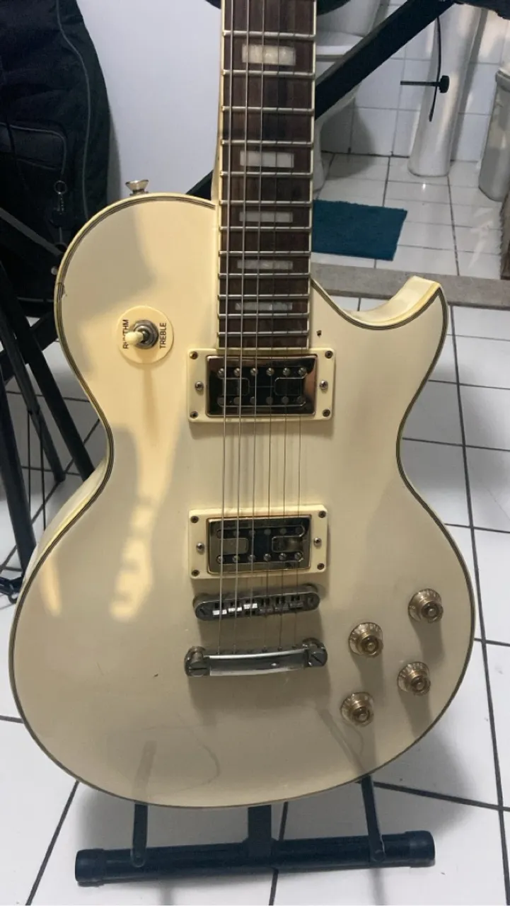 Golden Les Paul