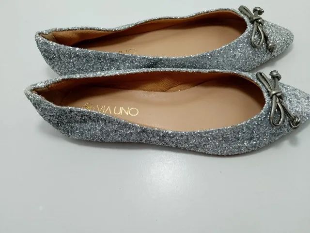 SAPATILHA VIA UNO COM GLITTER PRATEADA-TAMANHO 36. - Foto 2