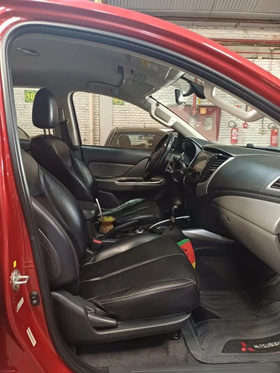 Mitsubishi L200 Triton Sport HPE-S 2.4 CD Dies. AUT 2019 - Foto 9