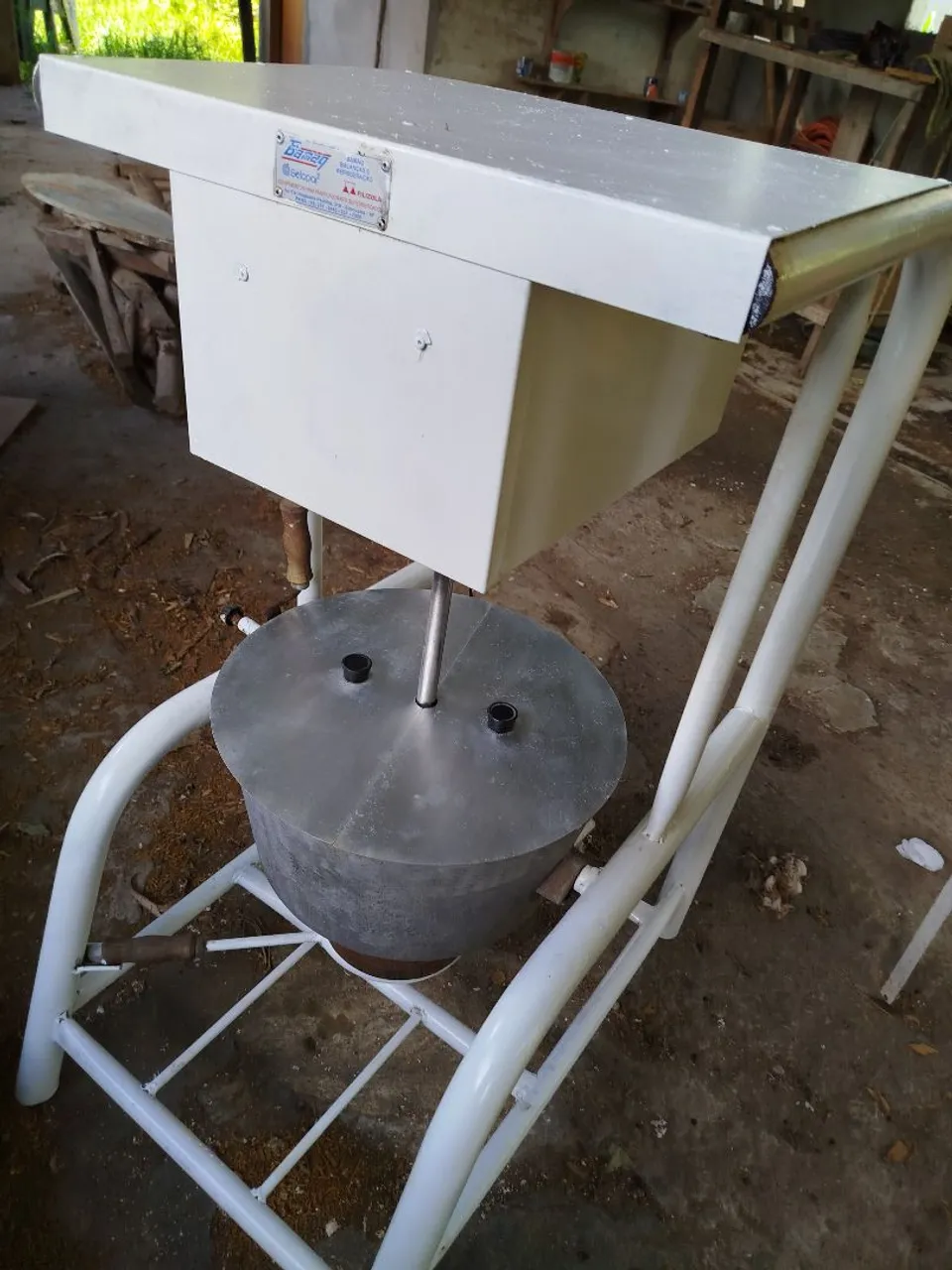 Máquina para fabricação de queijo