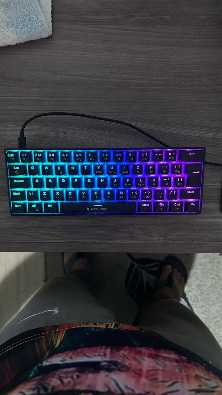 Teclado mecânico 60% Neologic 