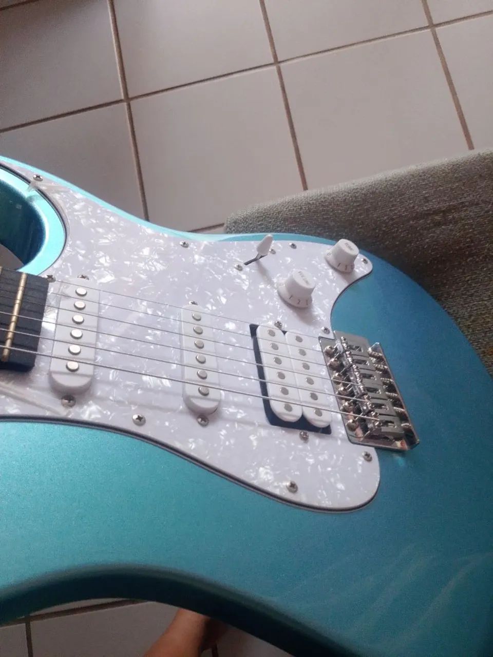 Vendo Guitarra Tagima nova sem detalhes nunca usada. - Foto 3