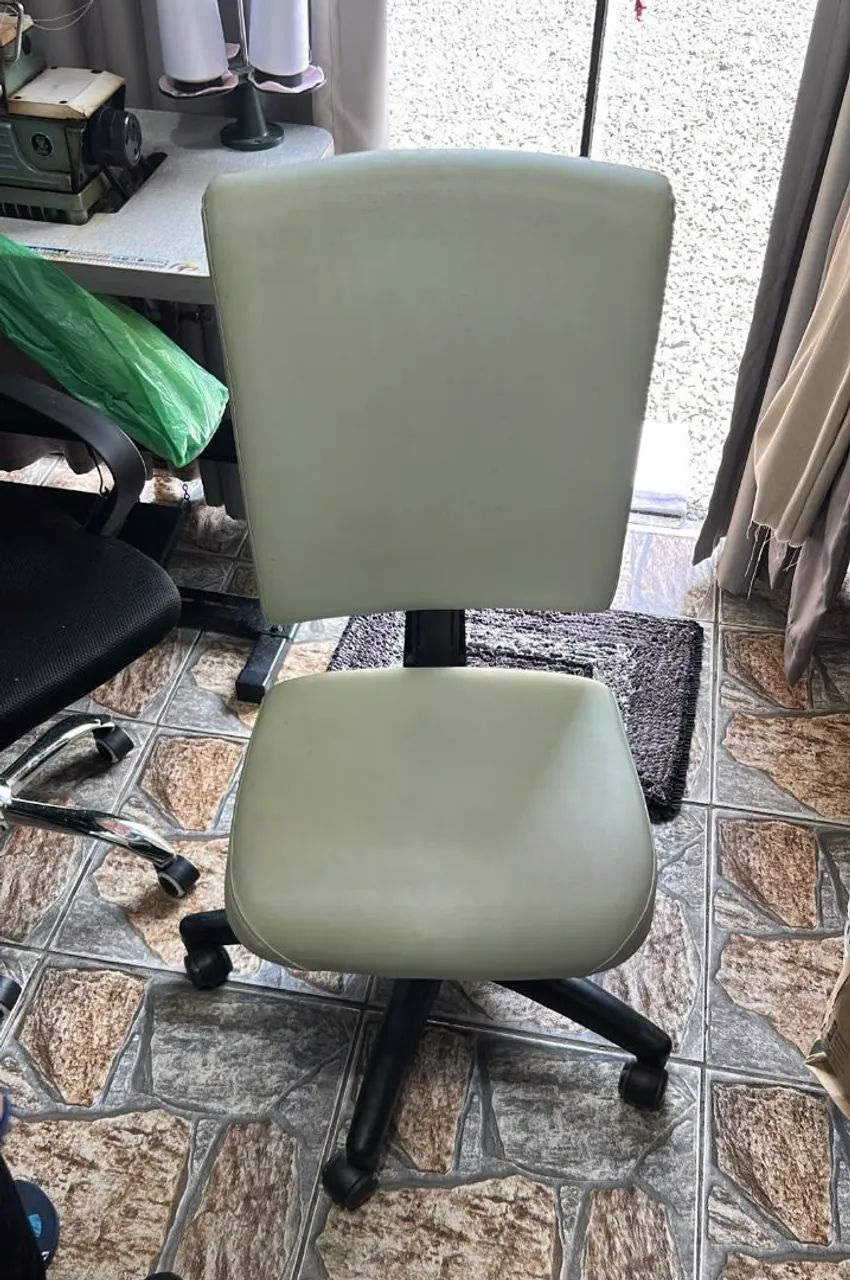 Cadeira  - Foto 2