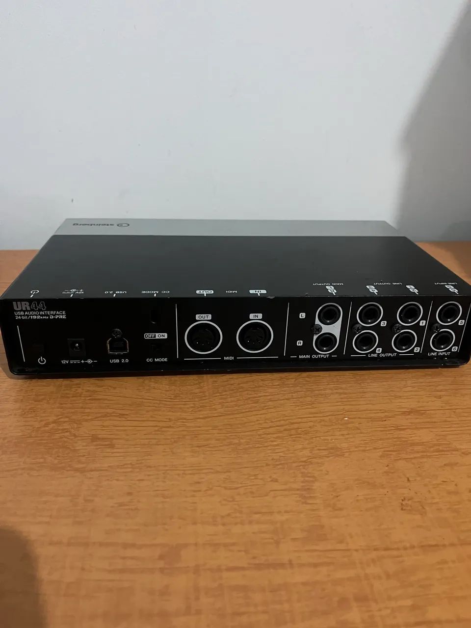 Interface de Áudio Steinberg UR44 - Foto 3