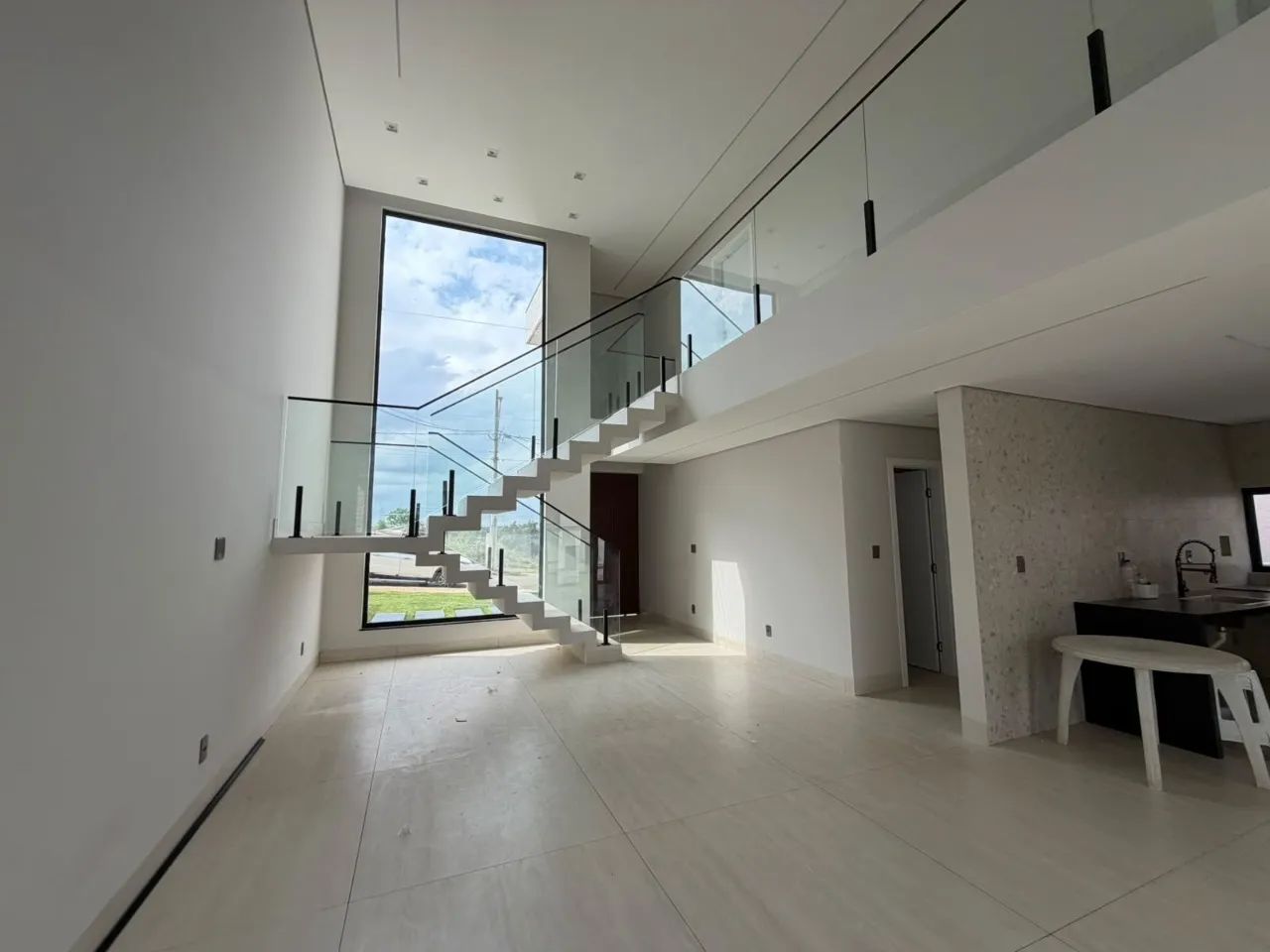 Casa de Condomínio com 4 Quartos à Venda - 233 m² - Foto 3