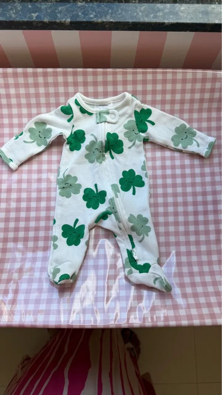 Conjunto Carters  e Macacão - Foto 2