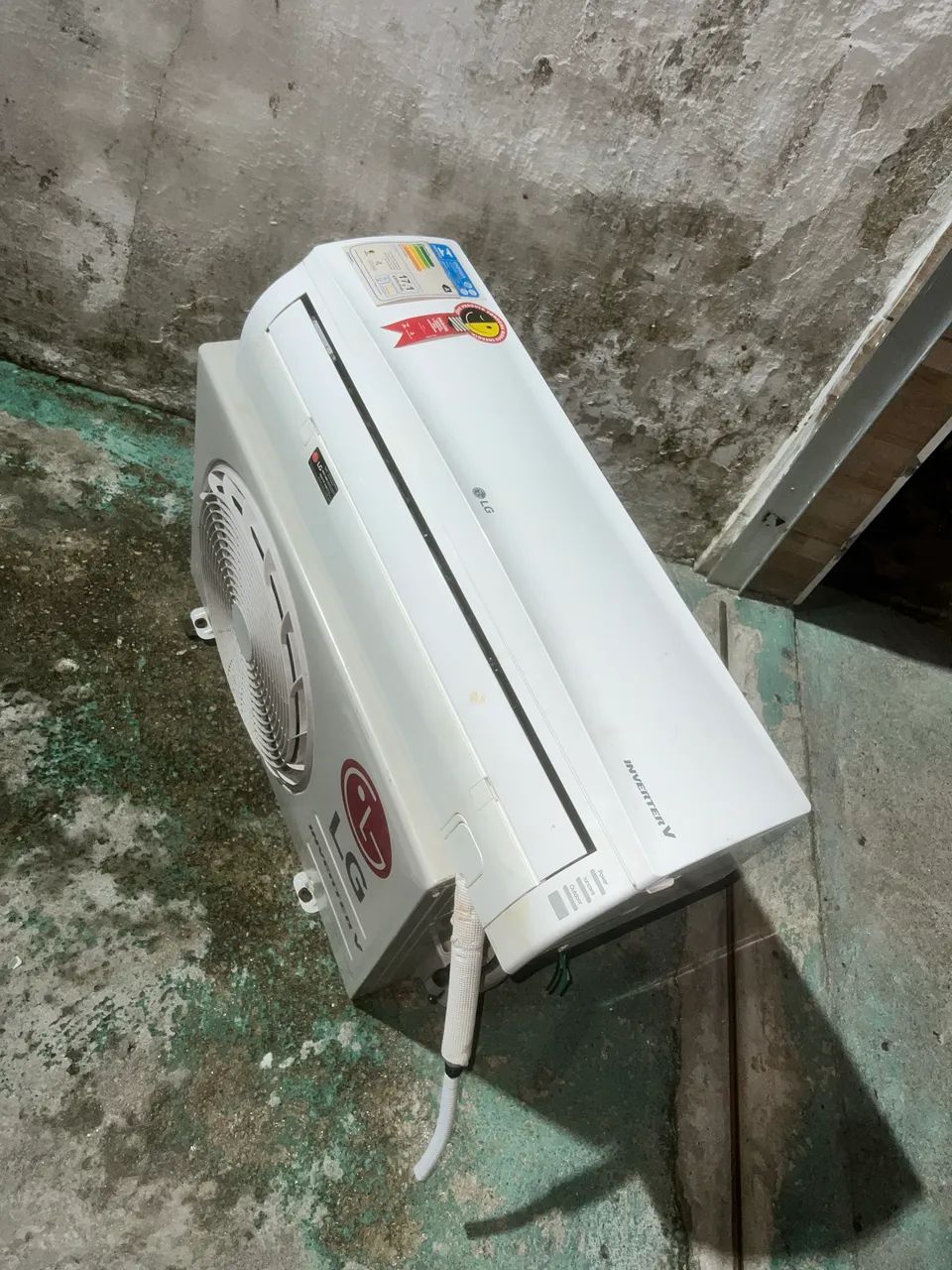 LG inventer V ar condicionado 