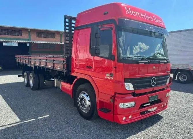 Mb Atego 2425 6x2 - 2011 Carroceria - Foto 2