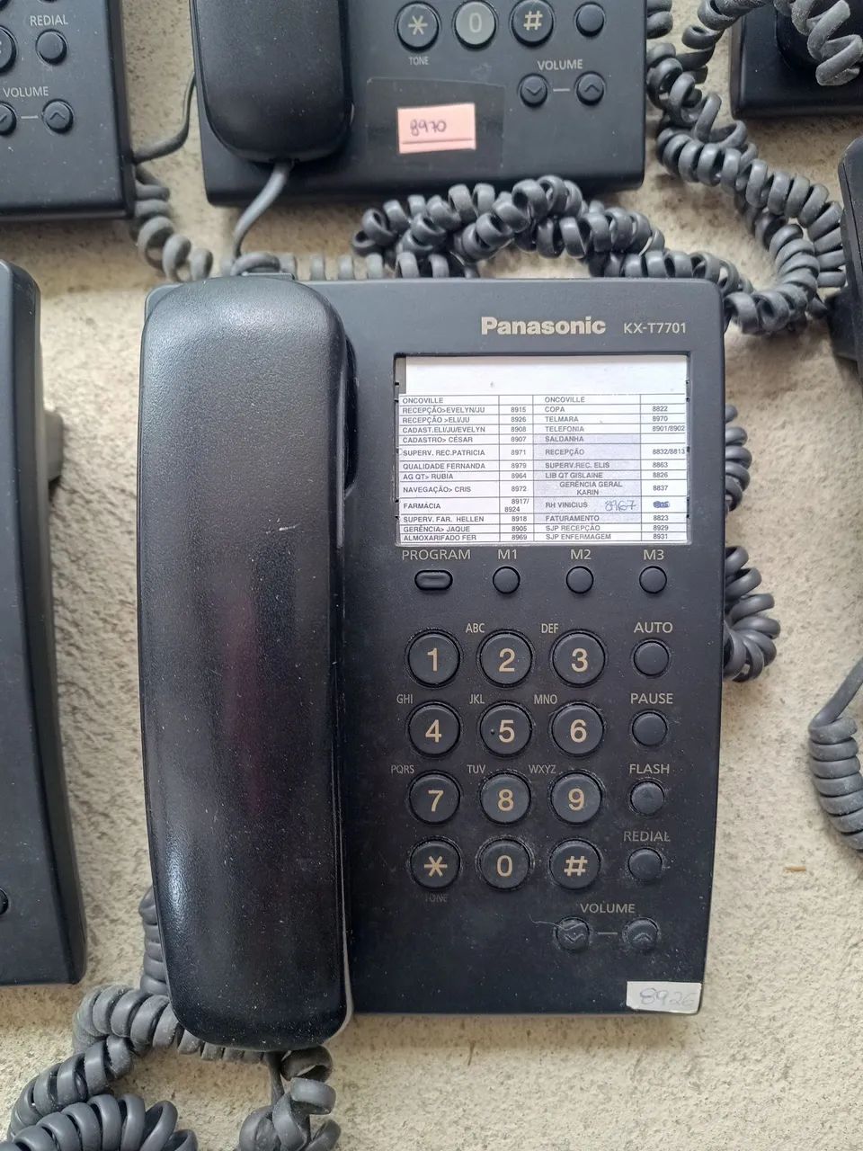 Vendo lote com 21 Aparelhos de Telefones Panasonic KX-T7701 Preto. No estado. - Foto 2