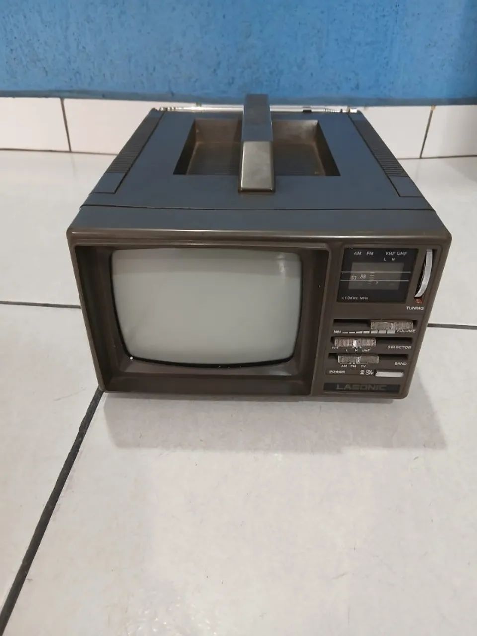 Televisão portátil ptv969 precision