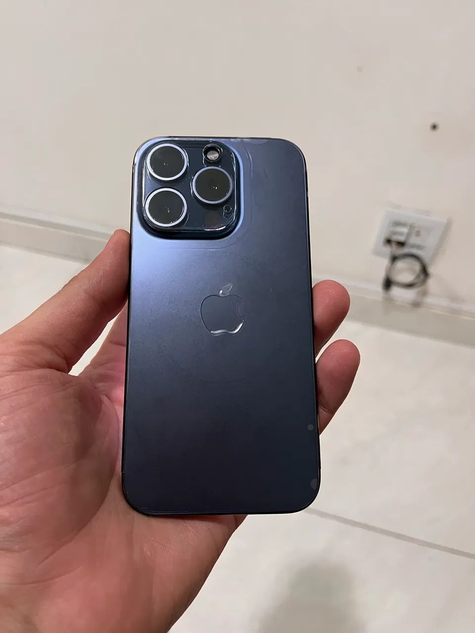 IPhone 15 Pro 256GB - Foto 2