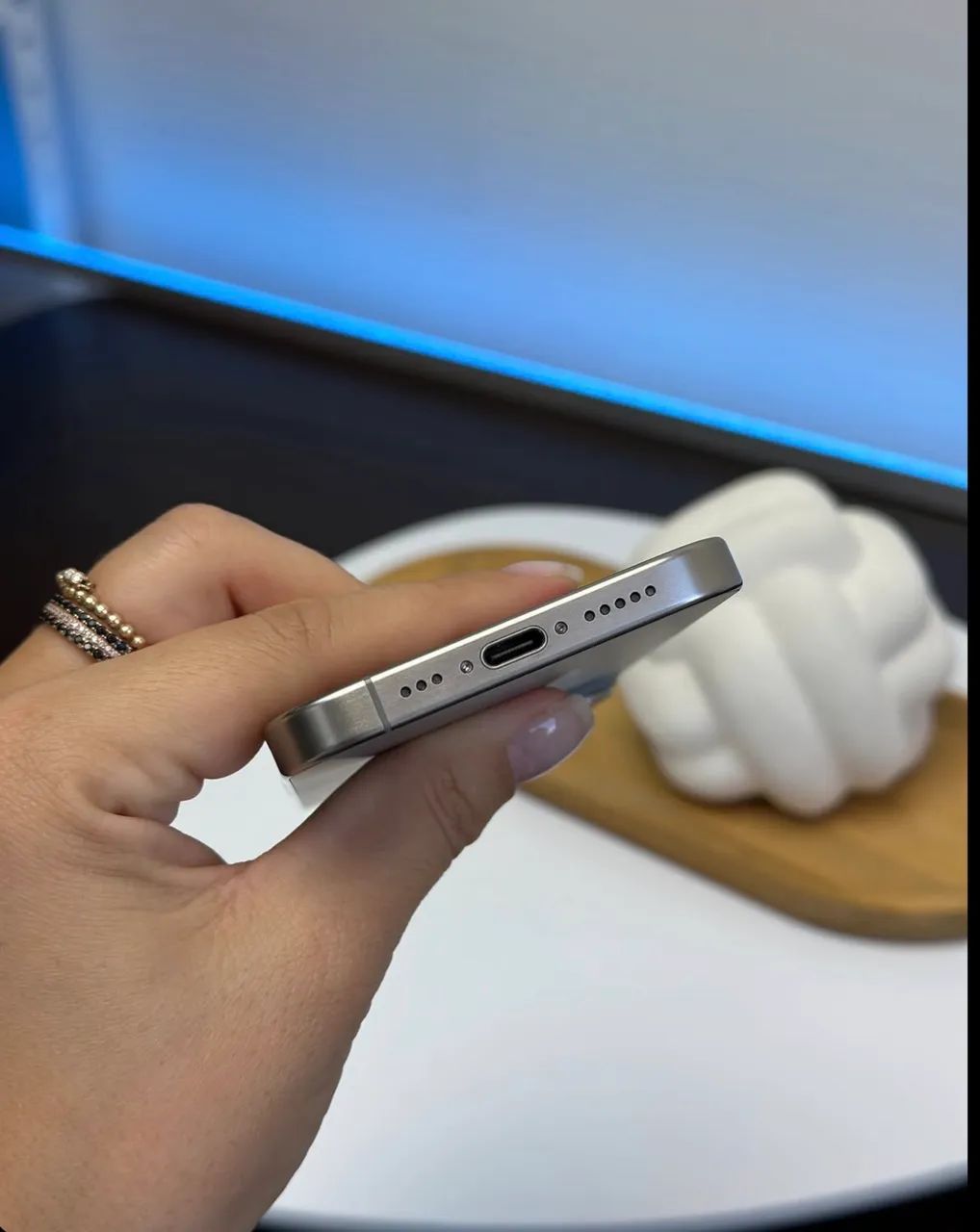 IPHONE 15 PRO 128 GB C/ GARANTIA APPLE  - Foto 4