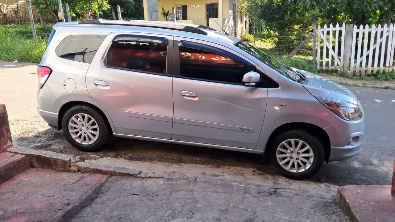 Chevrolet Spin LT 1.8 8V Econo.flex 5P Aut. 2013 - Foto 5