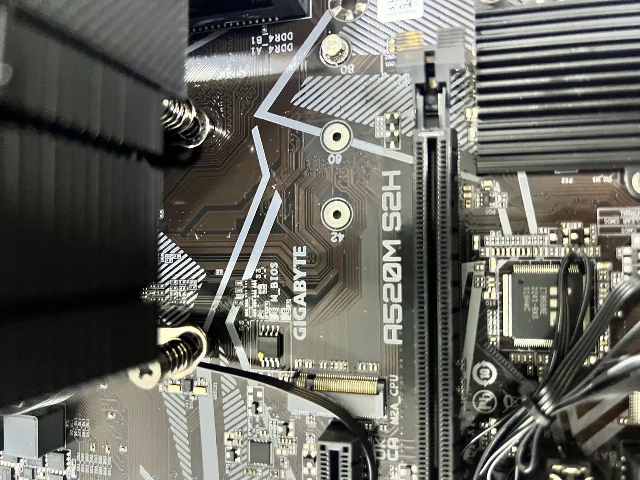 Kit Gamer AM4 Ryzen 7 - Foto 4