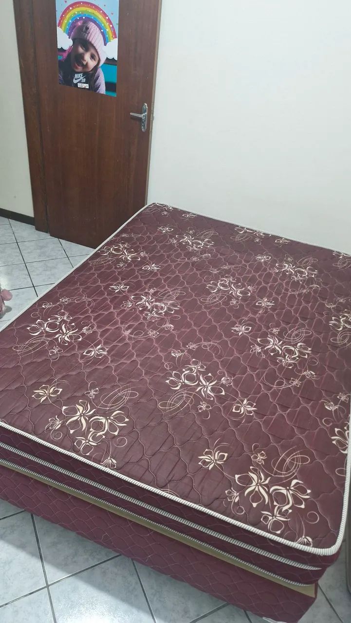 Cama box casal, colchão de molas