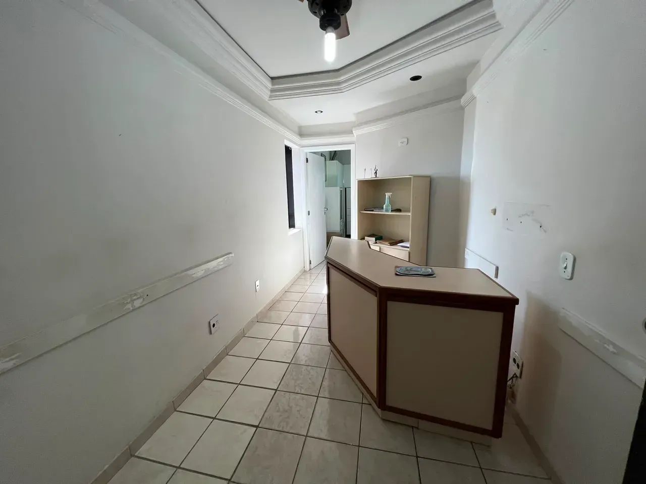 (AG) - Sala no Ed.Medical Center