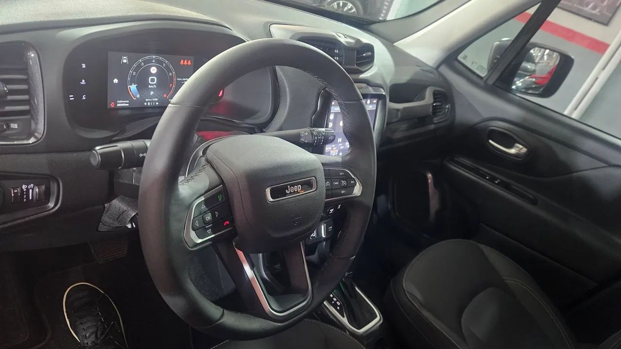 Jeep Renegade Long. T270 1.3 TB 4x2 Flex Aut., foto 14 de 20