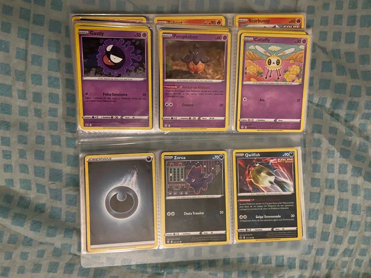 Lata com 120 cartas Pokémon  - Foto 5