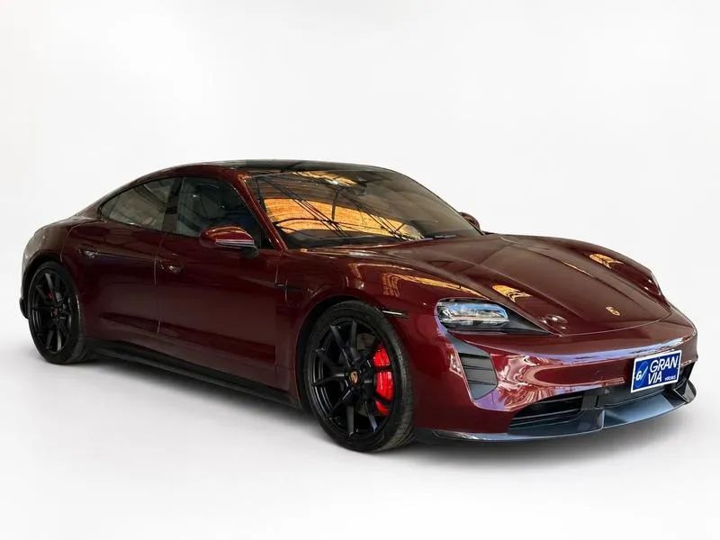 Porsche Taycan GTS (elétrico) 2023 - Foto 3