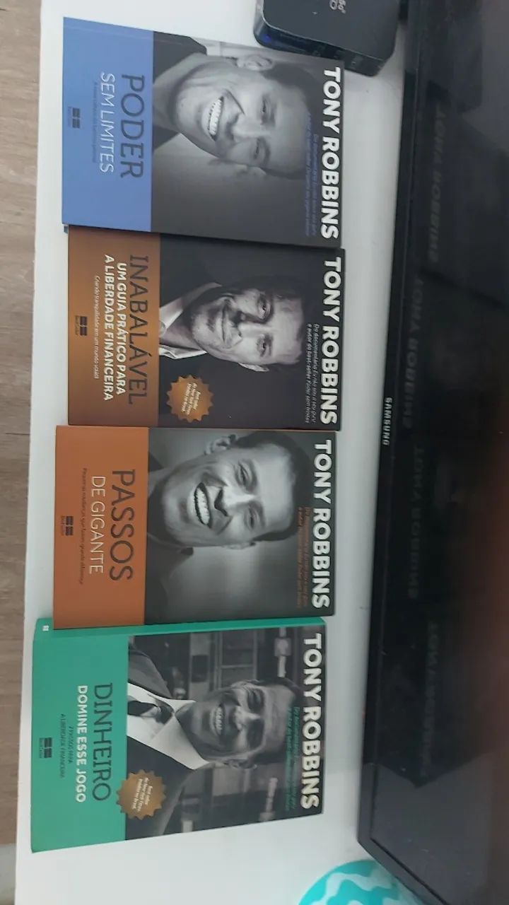 Livros parte 2 - Foto 5