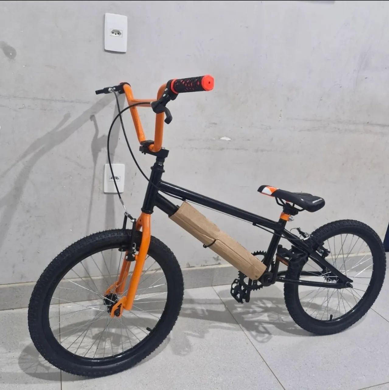 Biscicleta BMX ARO 20