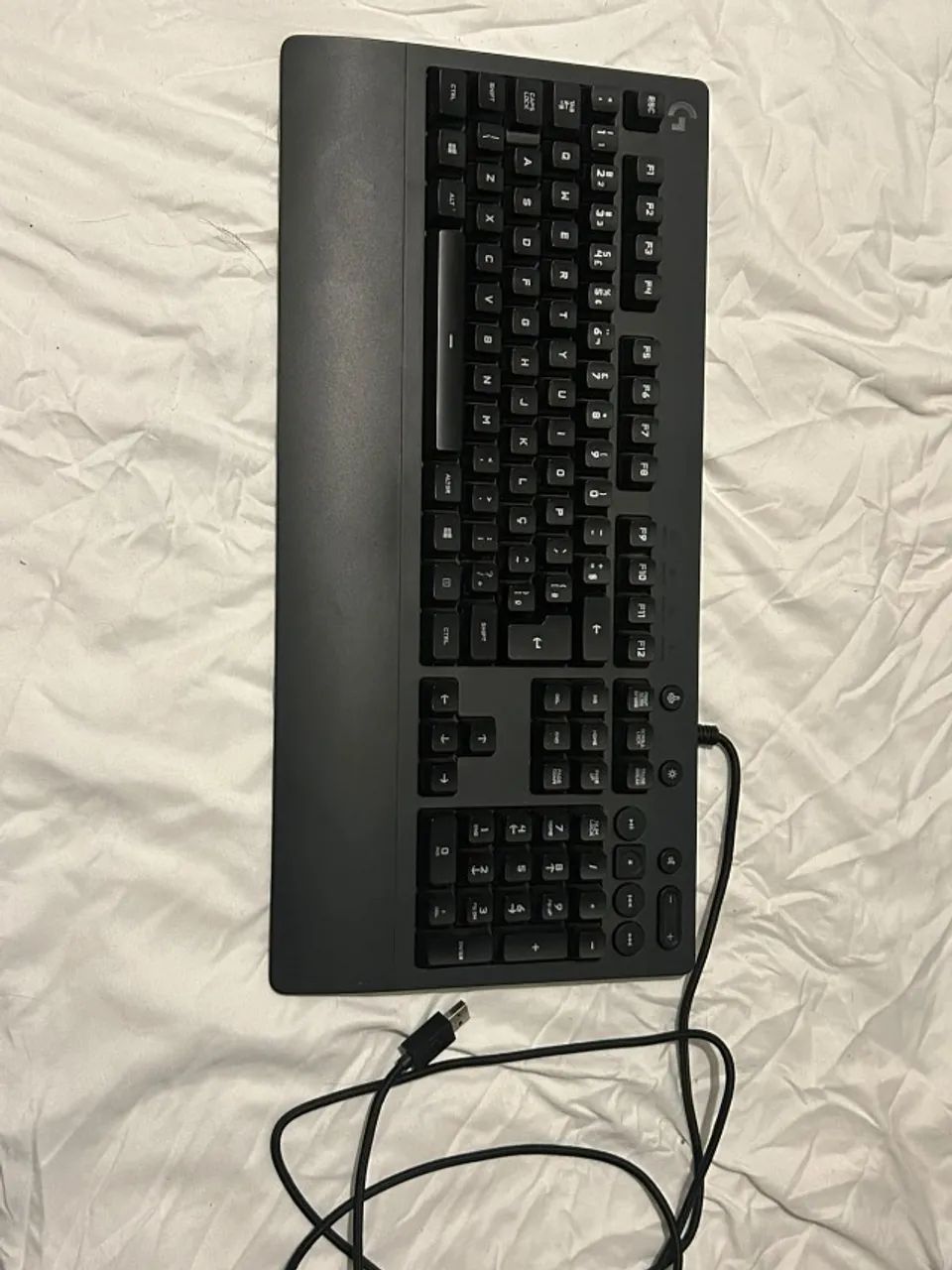 Teclado Gamer Logitech G213 - Foto 2